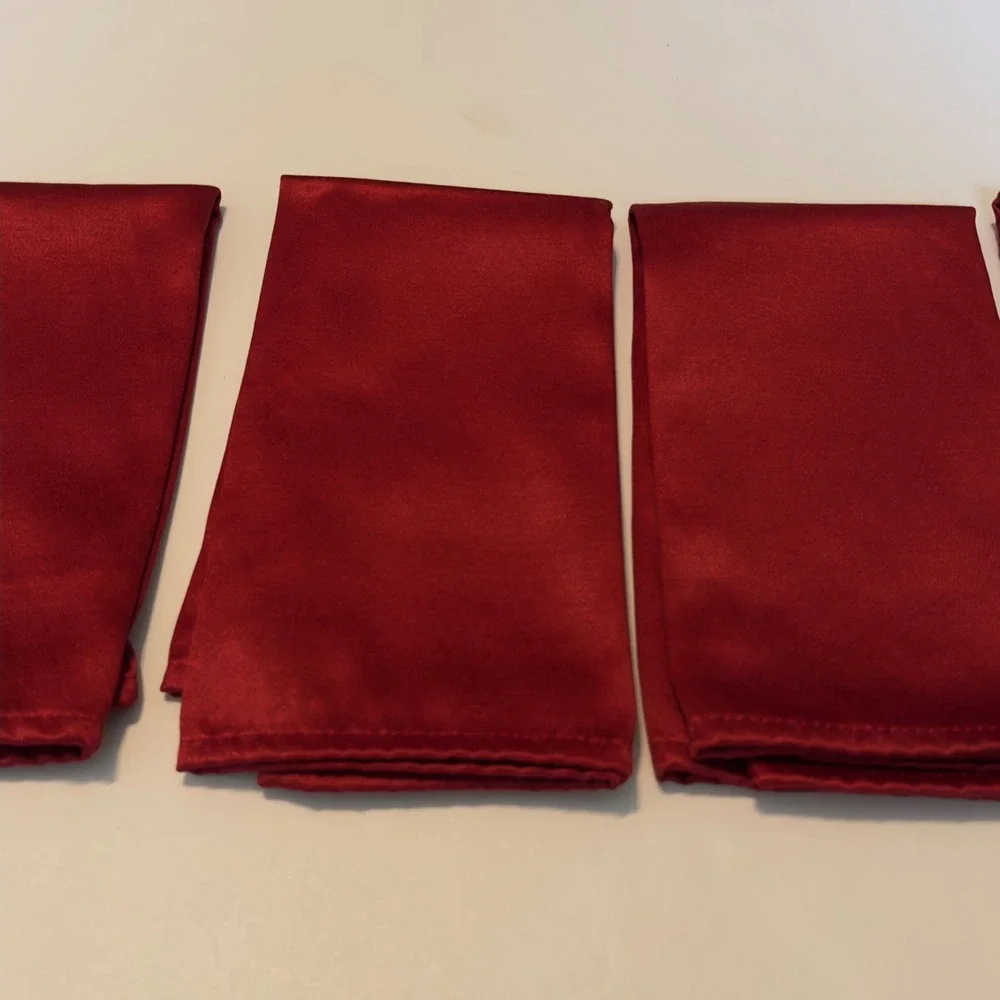 Cloth Napkins Red Satin Set of 4 Square 17x17 Holiday Dinnerware Christmas